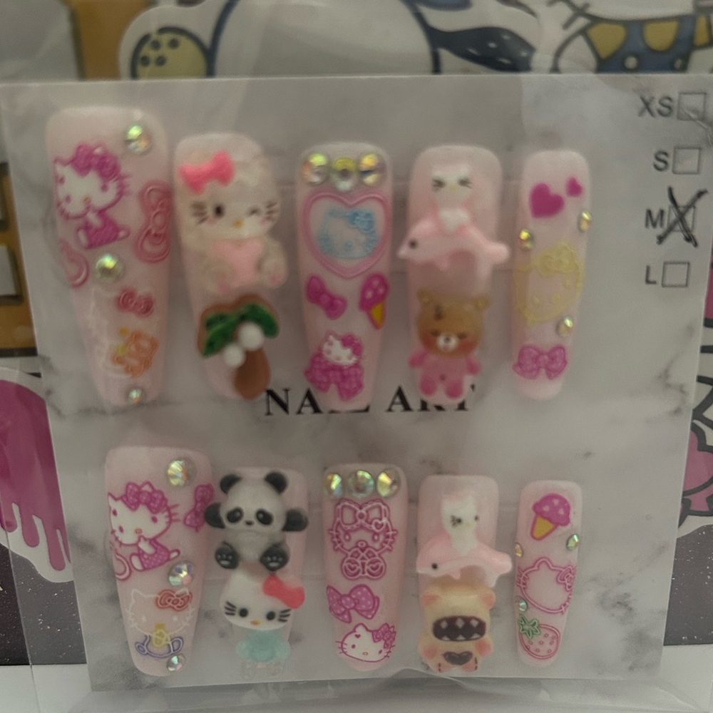 Press on nails